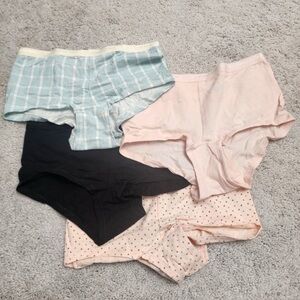 4 Pair NWT Victoria's Secret Cotton Logo Waistband Boyshort panties VS Small S